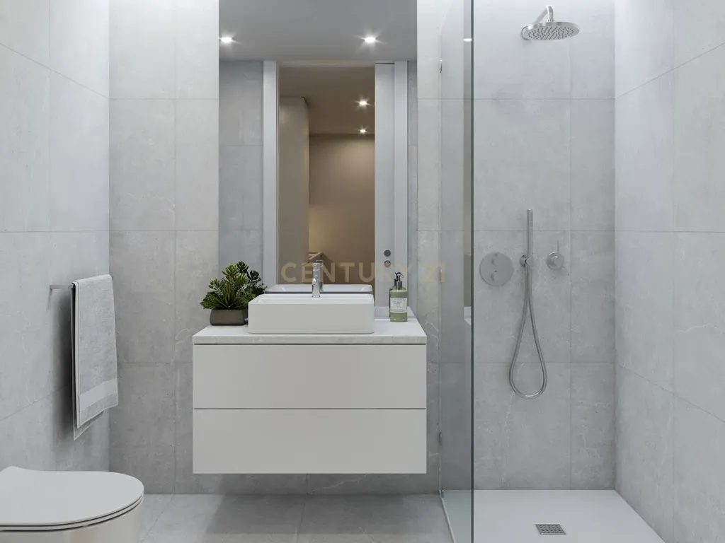 APARTAMENTO T0 NOVO | CELAS - Image 9