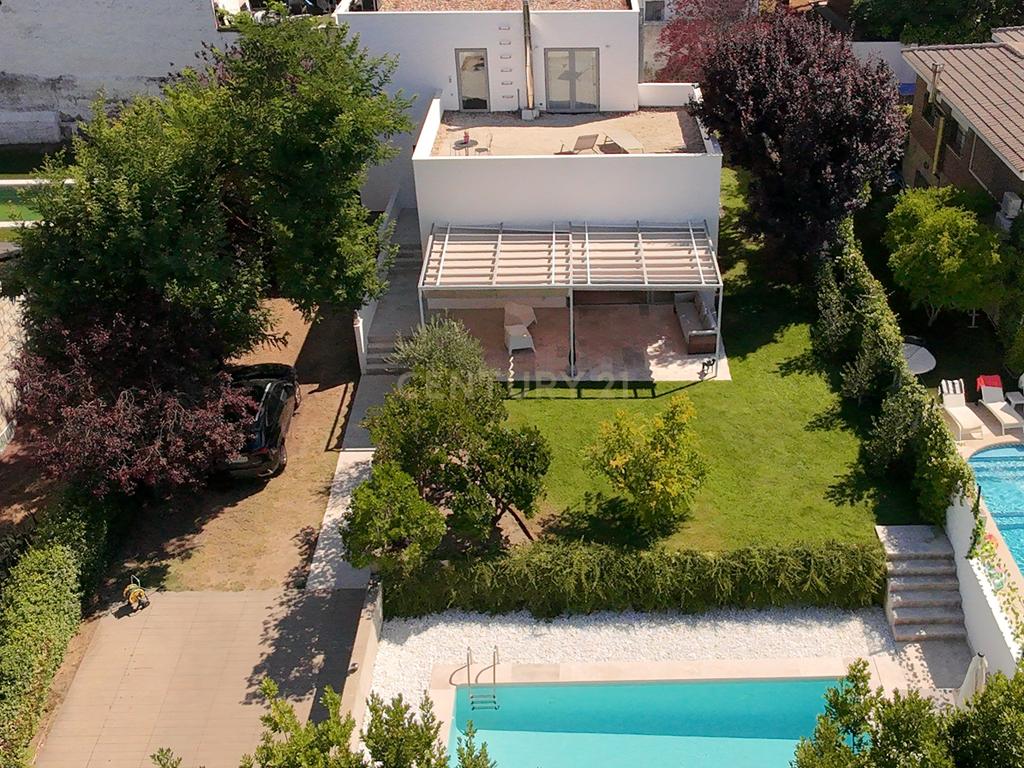 Moradia isolada em Pozuelo de Alarcón, zona de La Cabaña - Image 1