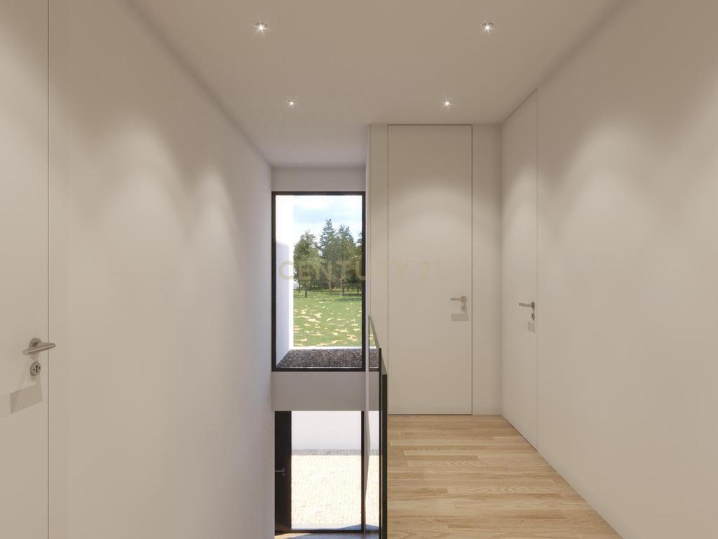 Luxuosa Moradia T3 em Vila Nova de Gaia com Piscina e Jardim - Image 23