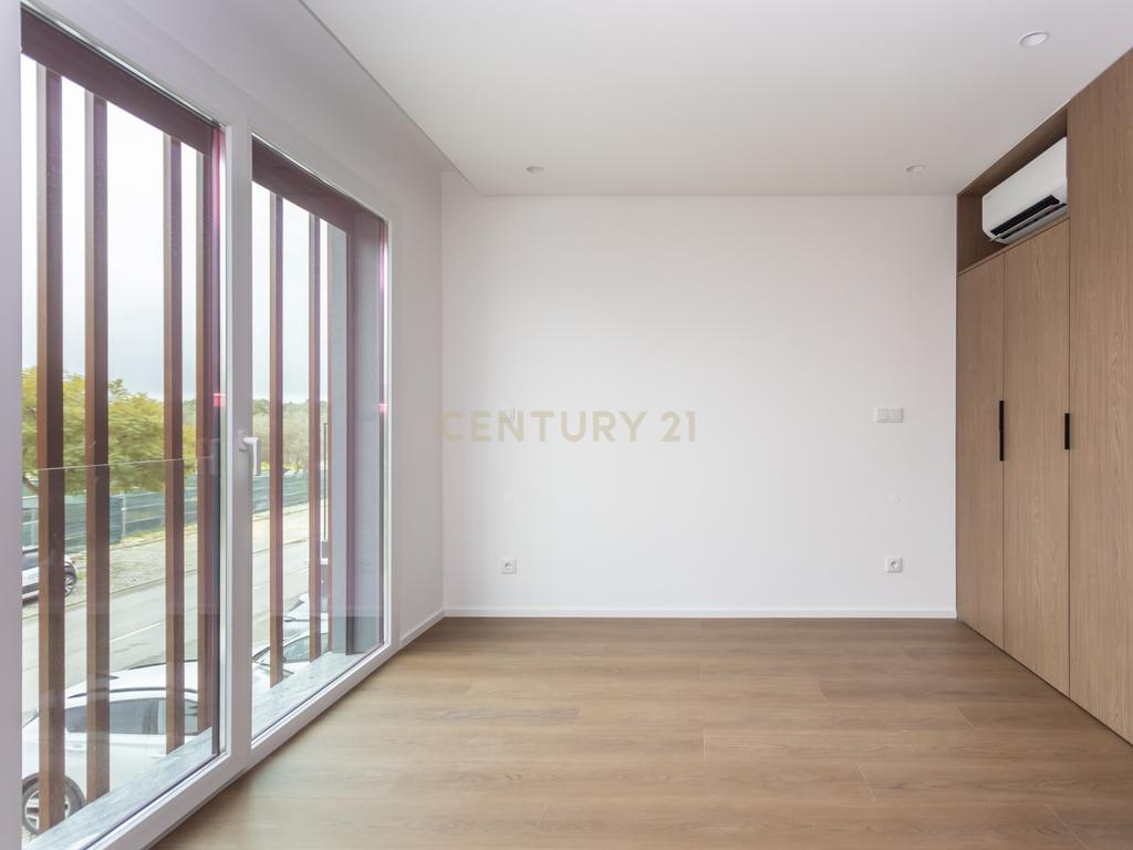 Mais que uma casa é um refugio de conforto e elegância ! - Image 42