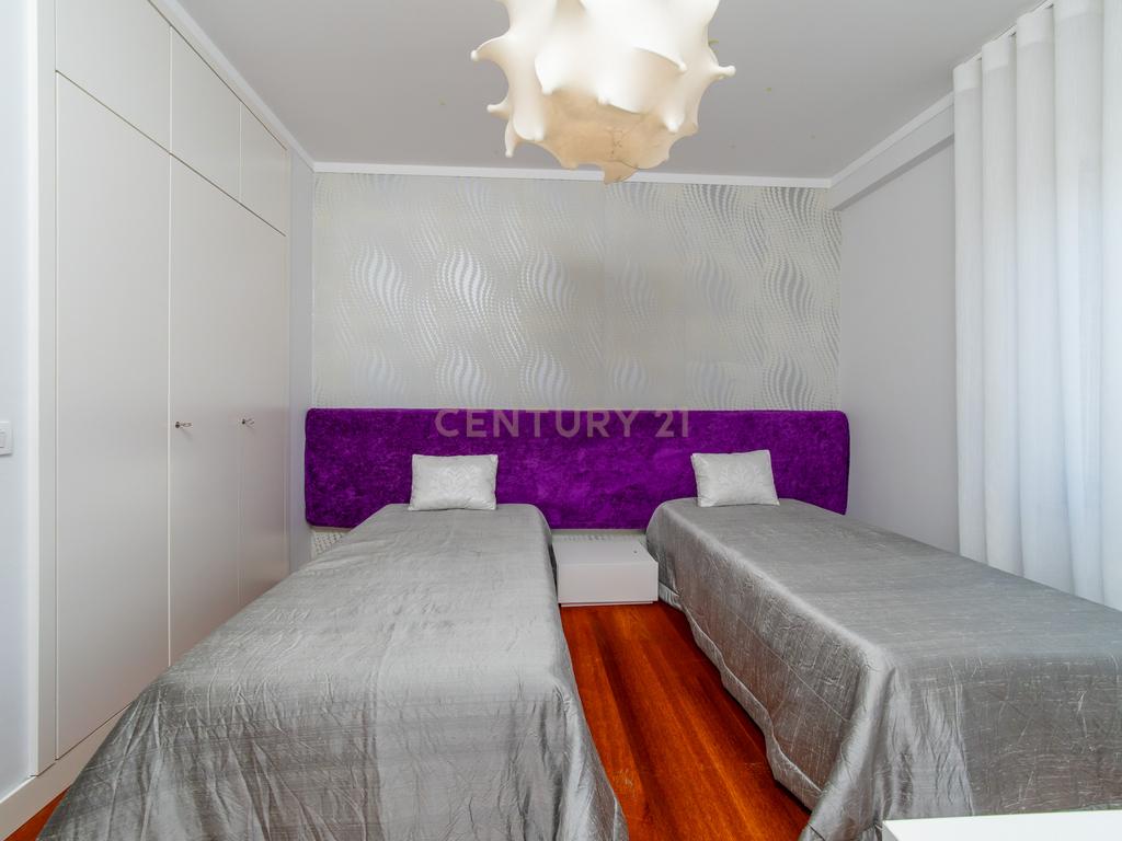 Apartamento T2 de Luxo Mobilado para arrendamento no Condomínio Pateo Central - Image 39