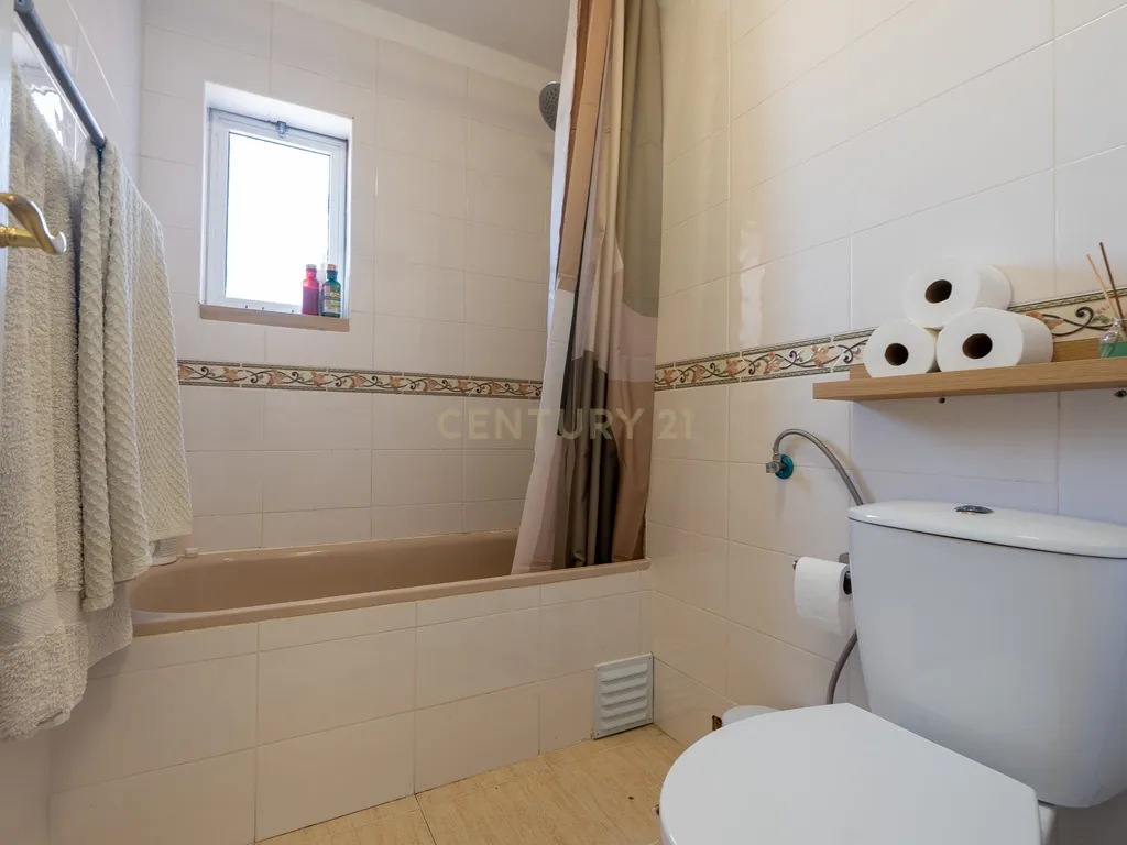 🏚️ ÓTIMO APARTAMENTO T3 - Santo António dos Cavaleiros - Image 20