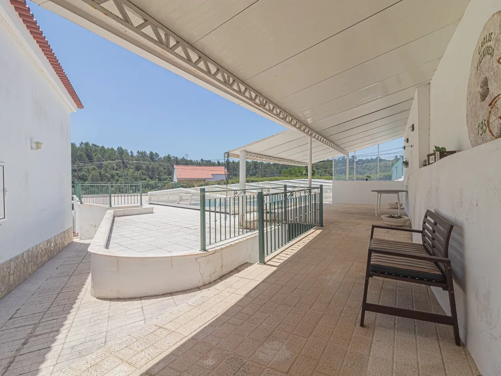 Moradia T4 em Vila Nova - Bucelas - Image 48