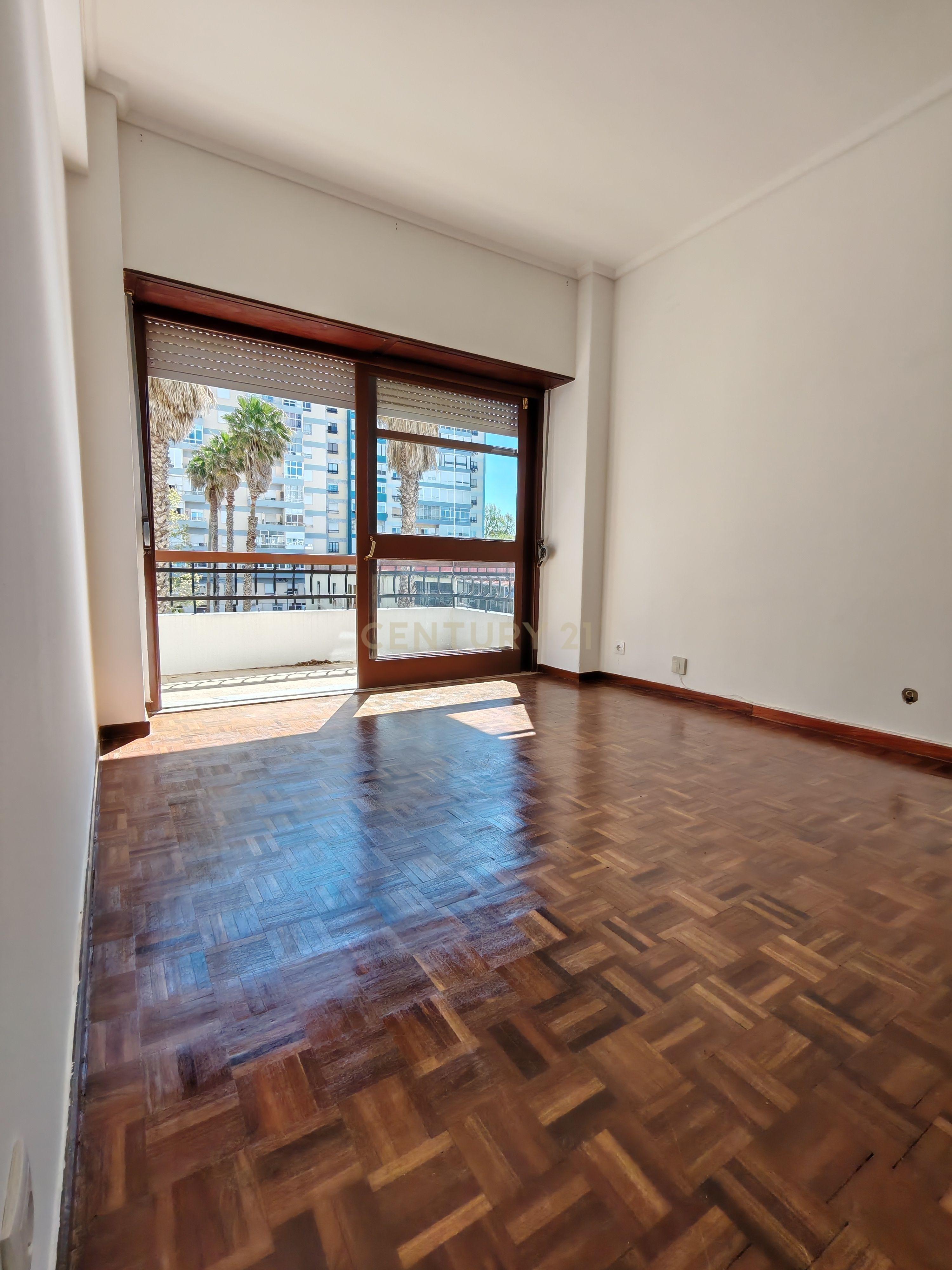Fotografia 3 de Apartamento T3 em Carnaxide