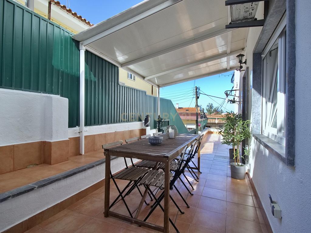 Andar de moradia T4 na Madorna, Cascais - Image 4