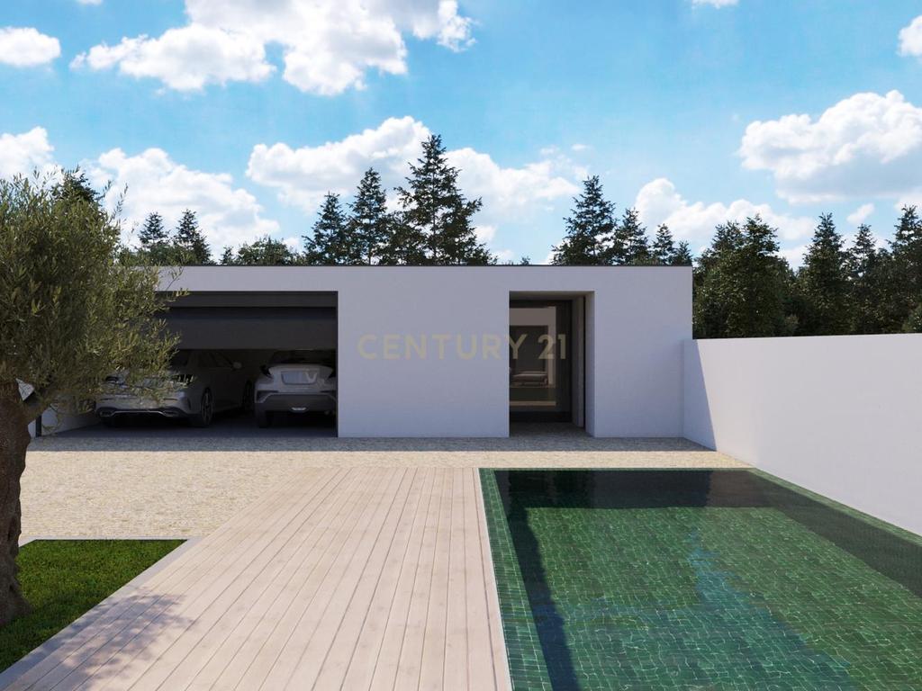 Luxuosa Moradia T3 em Vila Nova de Gaia com Piscina e Jardim - Image 1