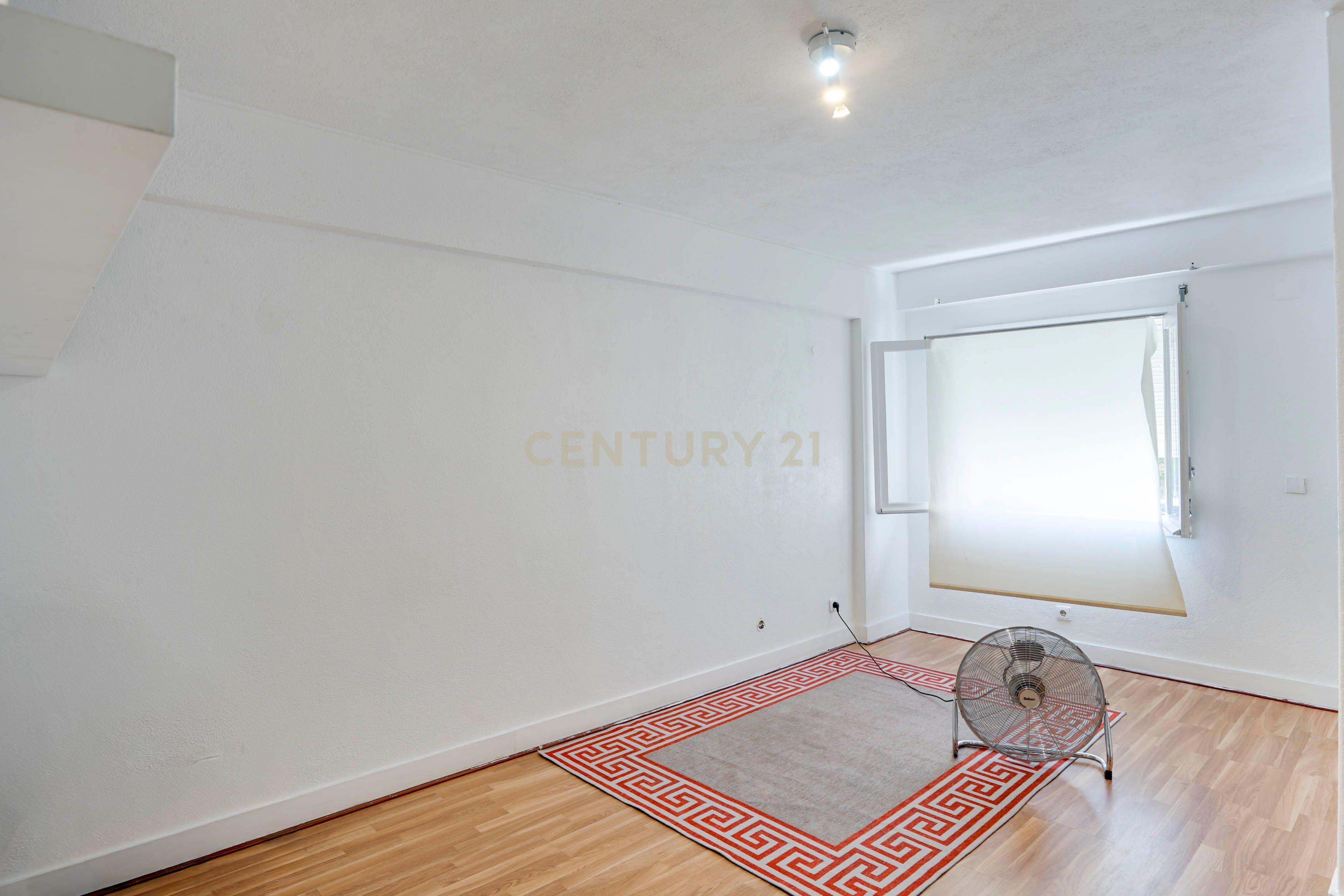Fotografia 9 de T2 em Marvila, Lisboa - Oportunidade para habitação própria ou investimento