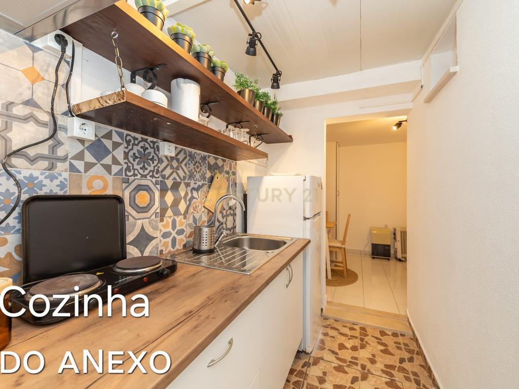 Moradia T2, com anexo (T1), na Costa da Caparica, totalmente remodelada! - Image 43