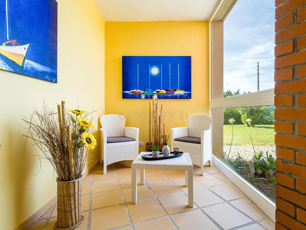 Apartamento T2 mobilado | Condomínio com Piscina - Image 23