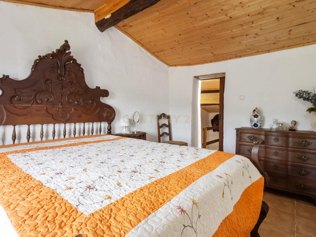 Moradia com Terreno em Portalegre - Image 12