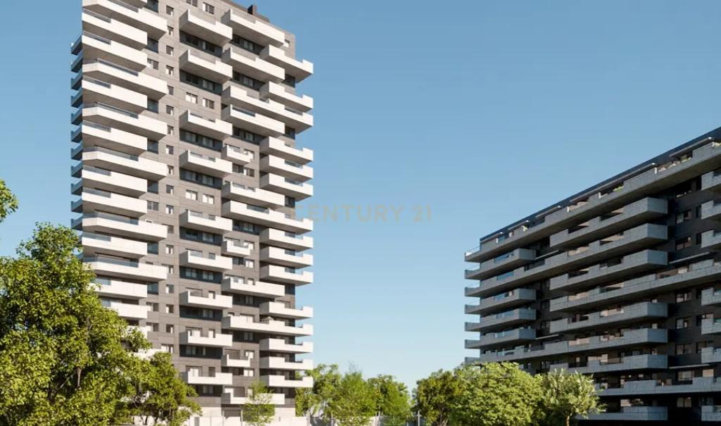 Apartamento T4 com varanda num condomínio fechado, Ocean Terrace, em Leça da Palmeira - Image 1