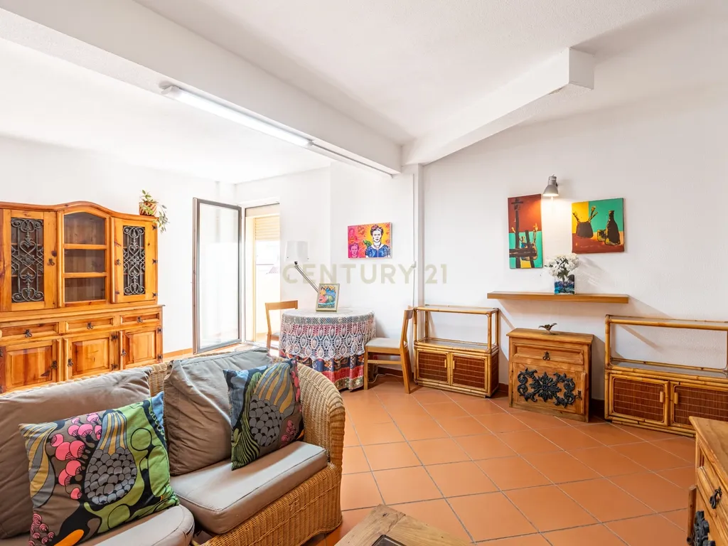 Apartamento T0+2 perto da praia na Ericeira! - Image 12
