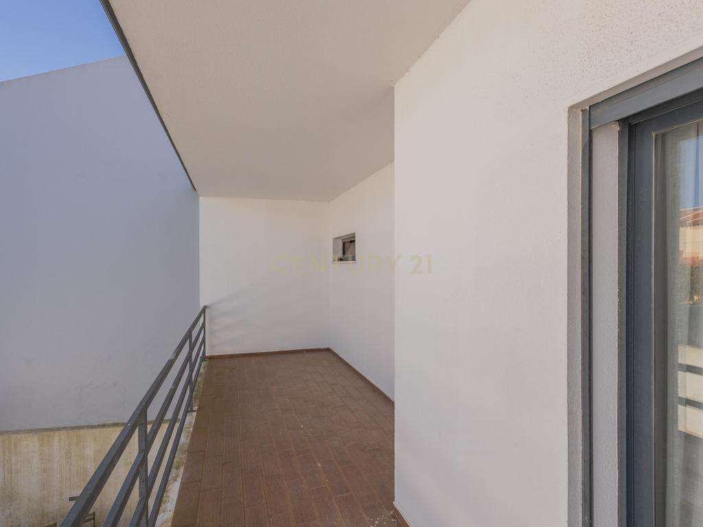 Moradia Moderna T4 em São Domingos de Rana, Cascais - Image 39