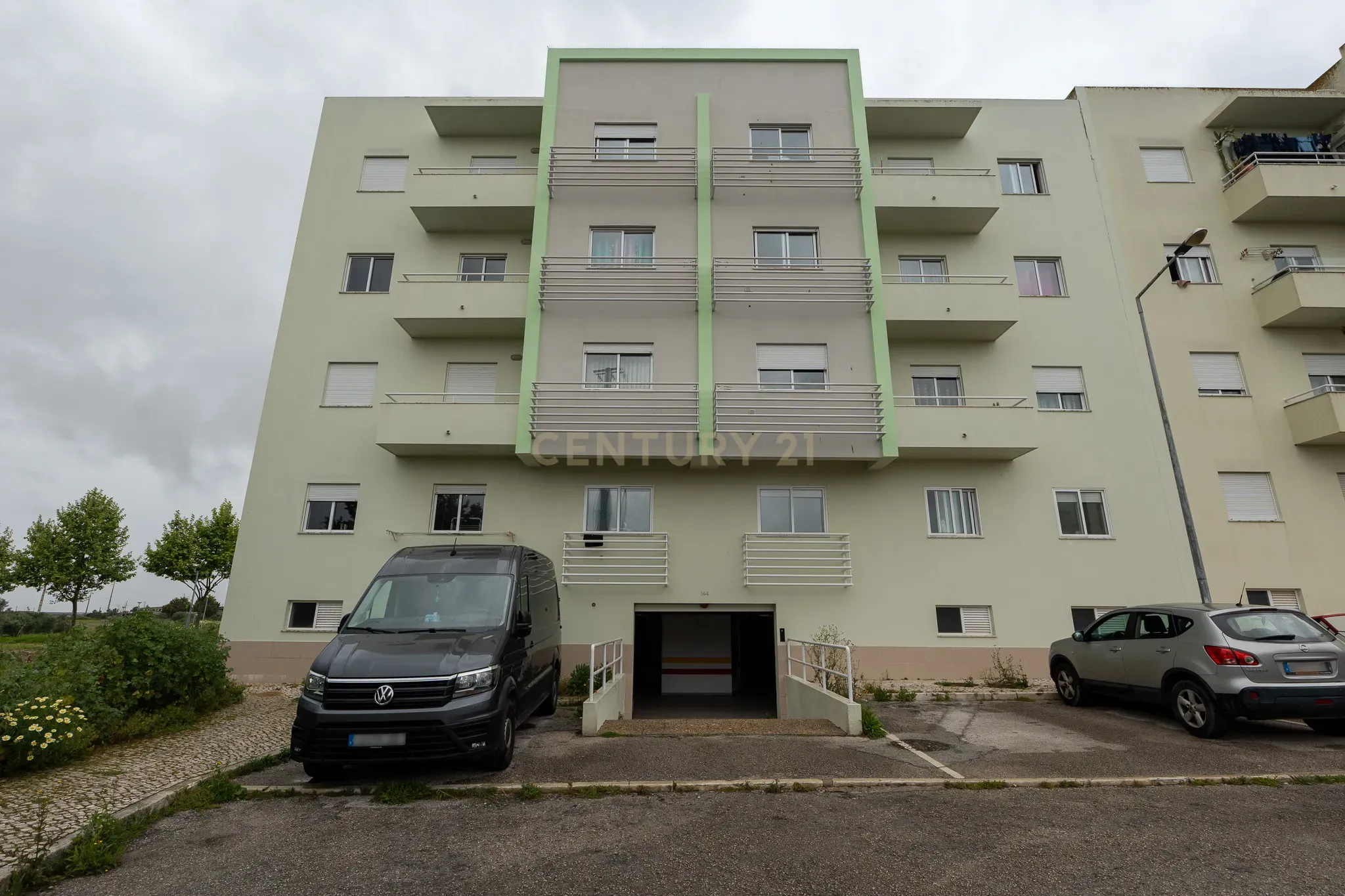 T2 em Excelente Estado no Montijo – Rés-do-chão Alto com Parqueamento e Arrecadação! - Image 30