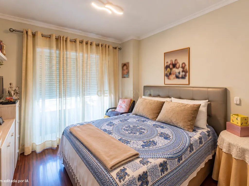 Apartamento T4 Duplex com terraço e logradouro | Matosinhos - Image 11