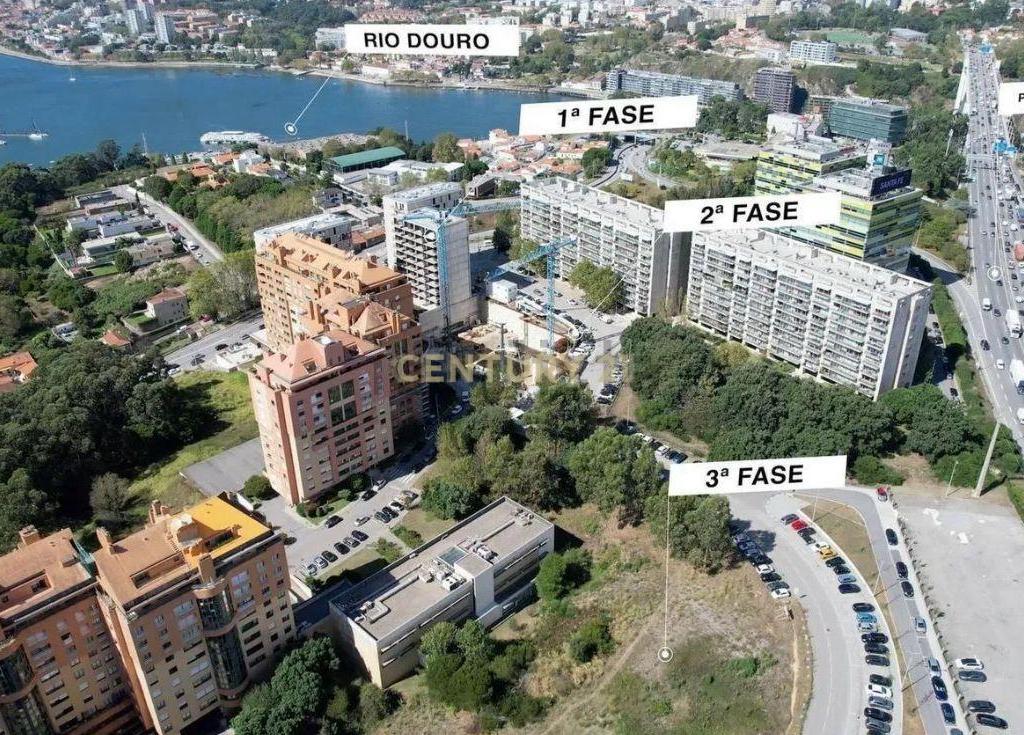 EMPREENDIMENTO - VILA NOVA DE GAIA - T2  - 10 andar  - Image 6