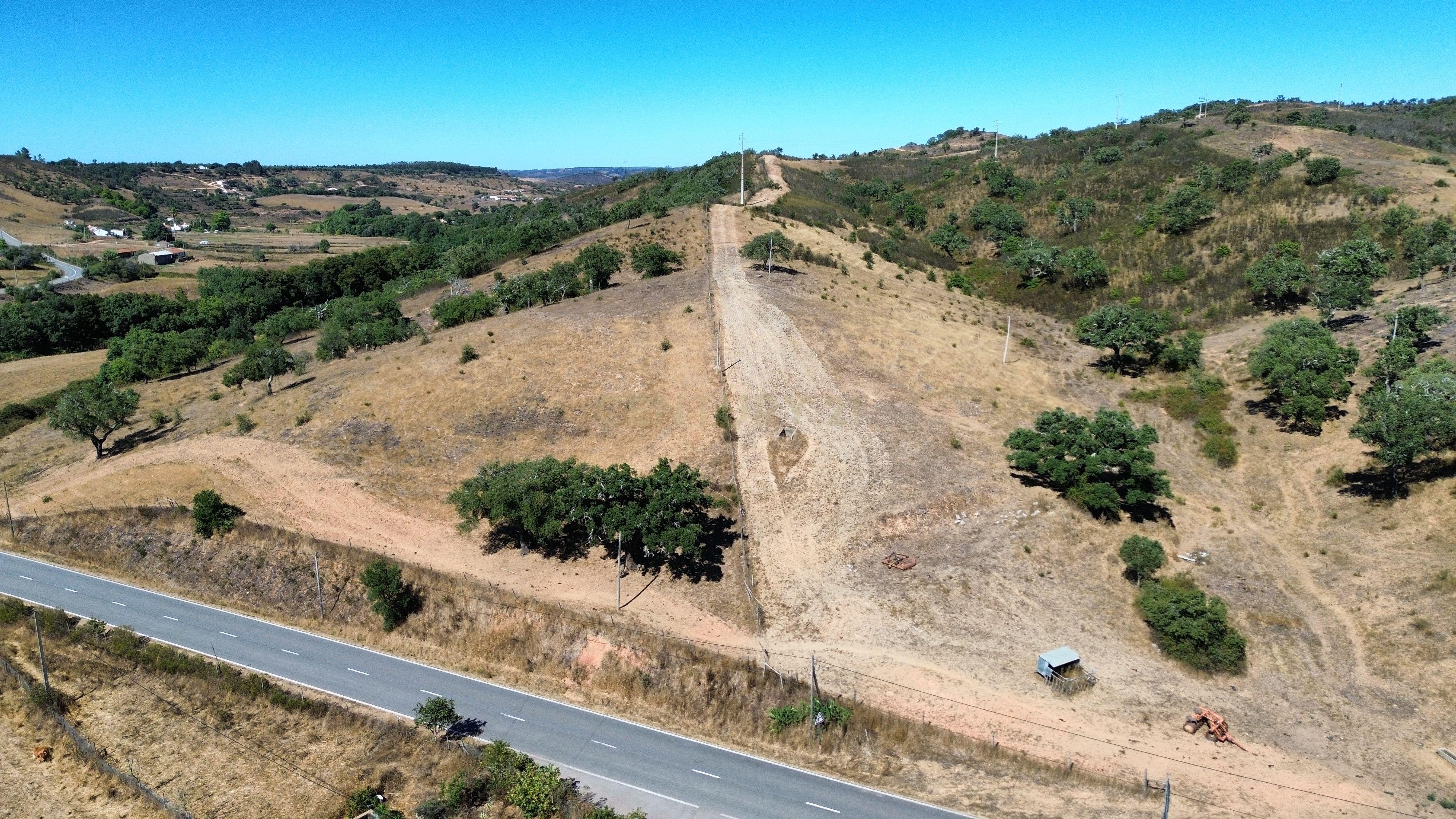 Fotografia 7 de HERDADE COM 193 HECTARES | BOAVISTA DOS PINHEIROS, ODEMIRA