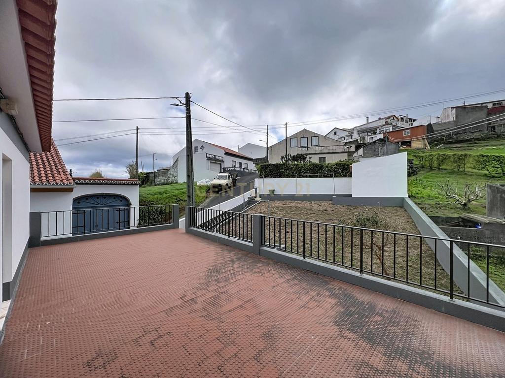 Casa T3 com Vista Mar e Montanha em Povoação, Ilha de São Miguel. - Image 43