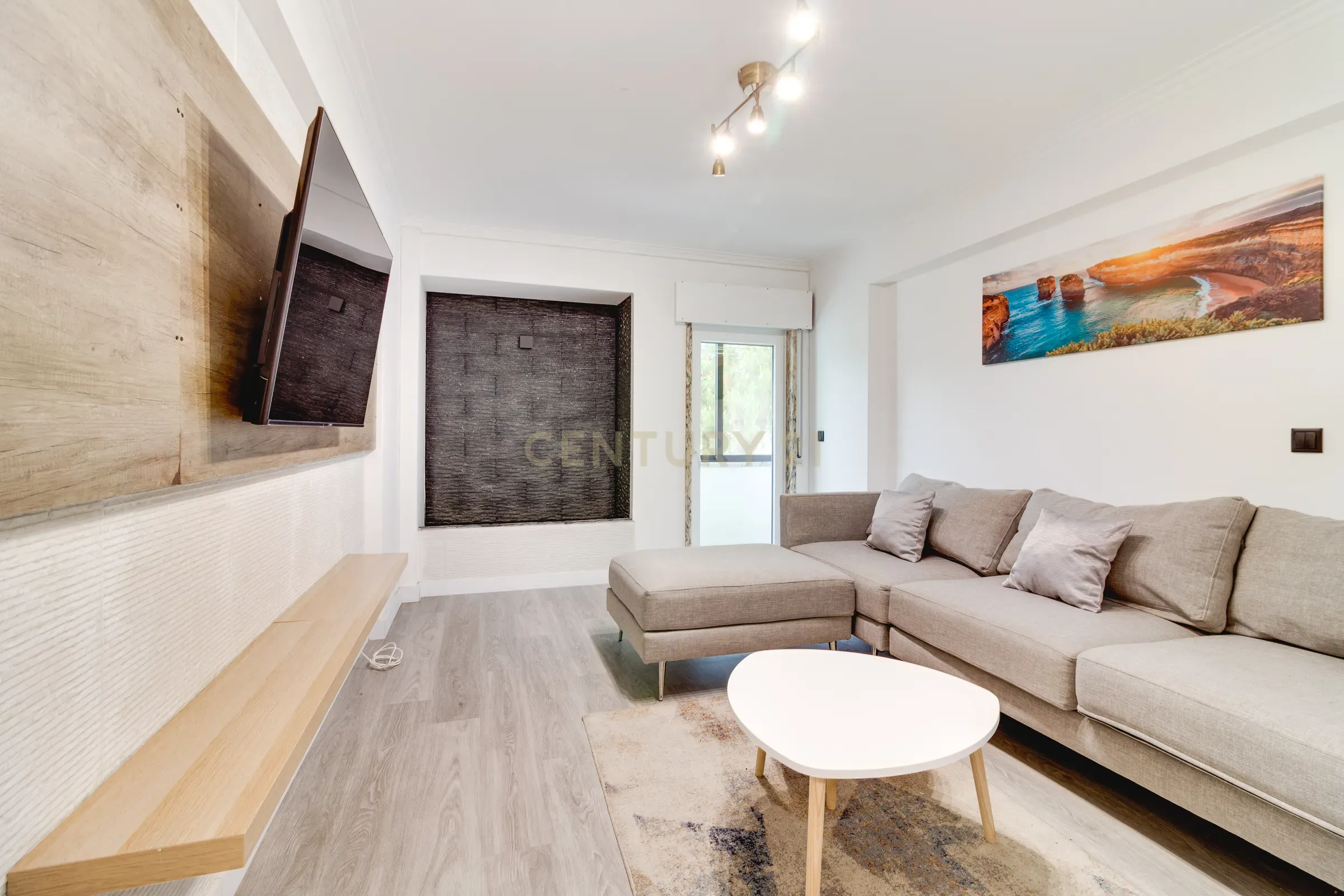 Fotografia 10 de Apartamento T1 + 1 (CAVE-2) à venda na Avenida Cidade de Lisboa - Casal do Cotão