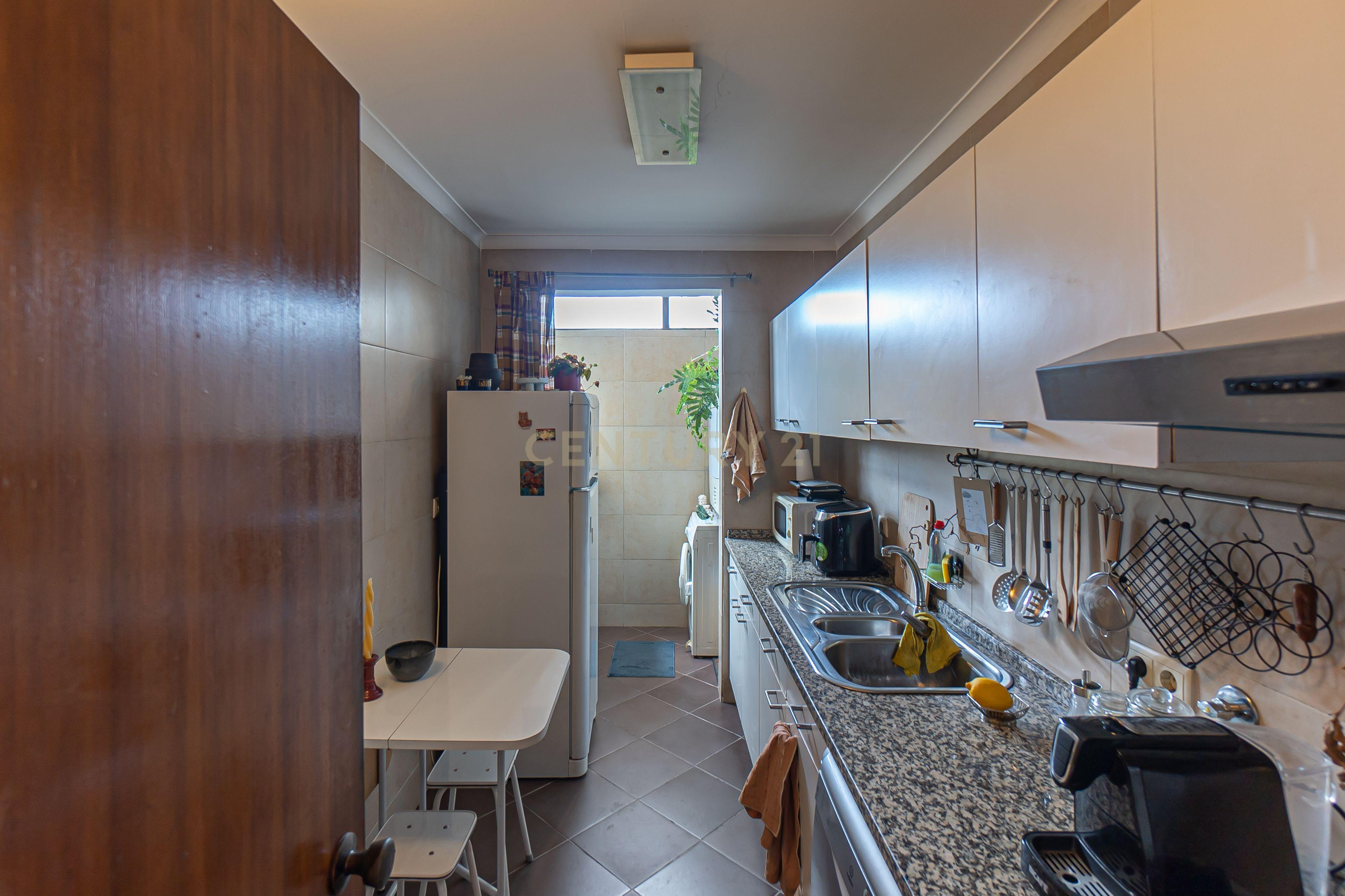 Apartamento T1 com garagem e varanda à Venda – Constituição | Porto Junto ao Vitalis Park (Centro de Treinos FCP) - Image 21