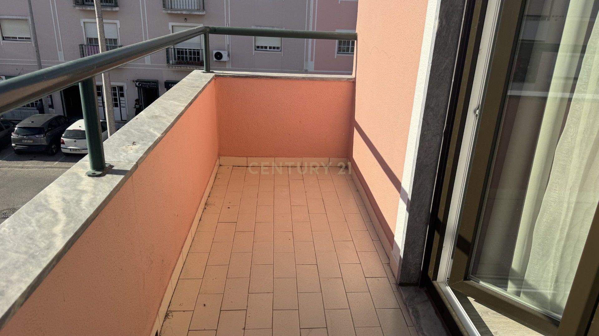 Fotografia 5 de Apartamento Renovado T2 em Pinhal Novo, Palmela