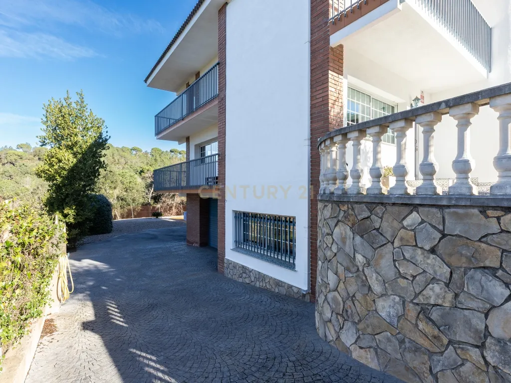 Exclusiva vivenda llesta per fer realitat els teus somnis a Tordera, urbanització Mas Mora. - Image 70