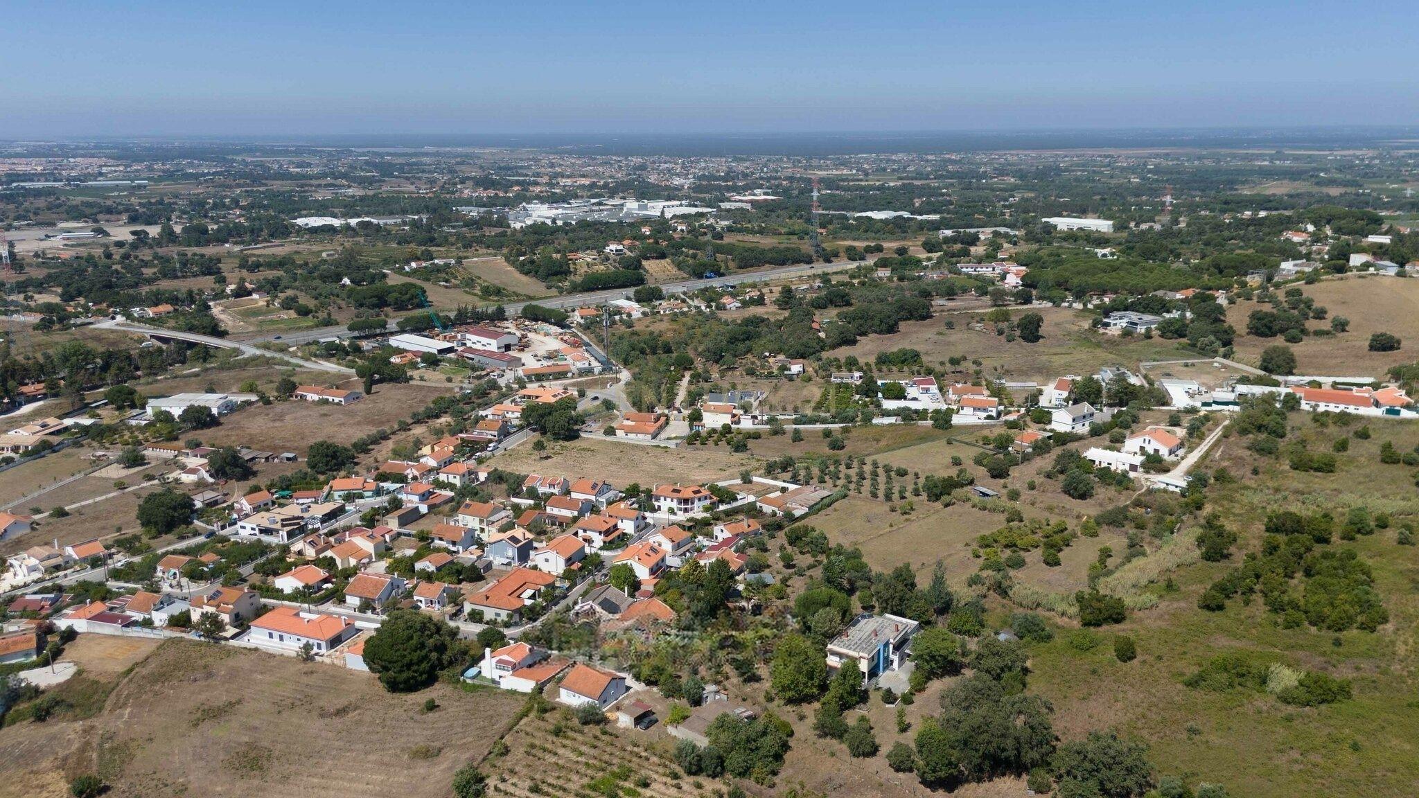 Deixe-se encantar por esta fantástica moradia T3 em Palmela - Image 50