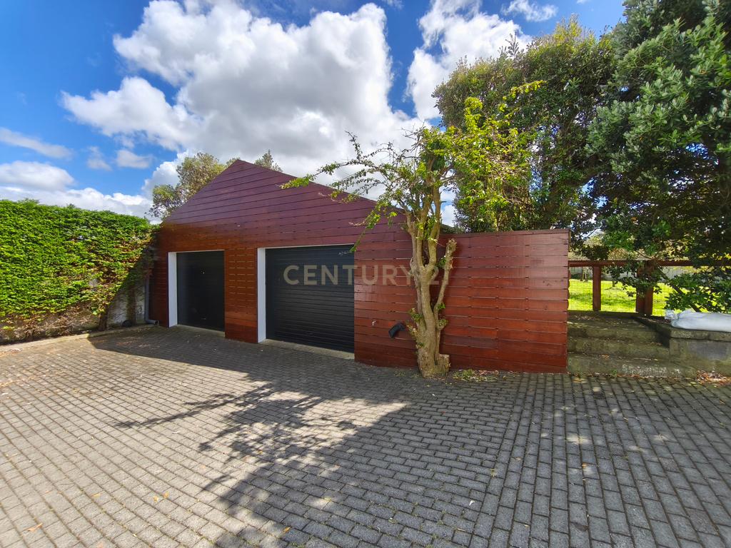 Casa Centenária toda renovada com Vista Panorâmica em Ribeira Grande - Image 11
