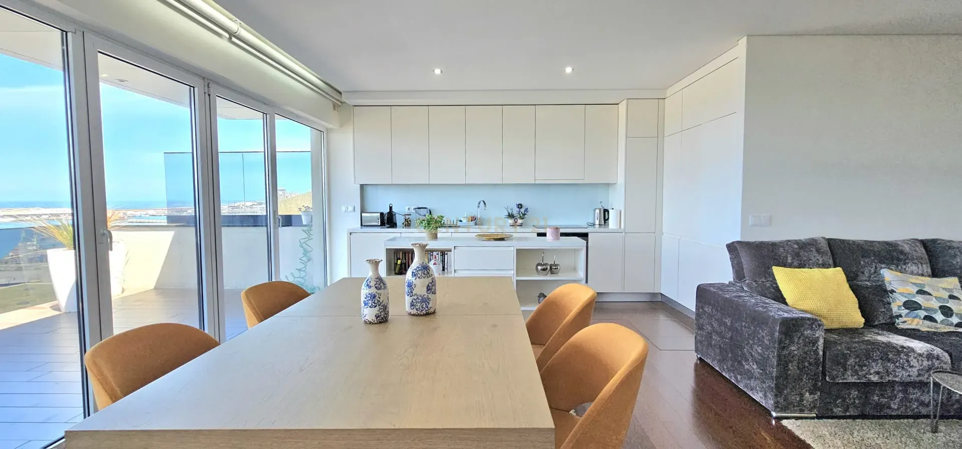 Apartamento T2 em Primeira linha de mar em Vila do Conde - Image 3