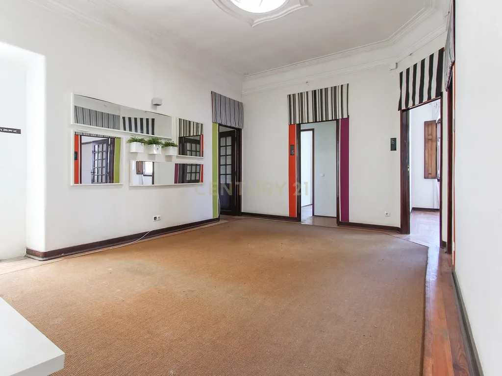 Edifício de charme, uso misto no Rato - Image 66