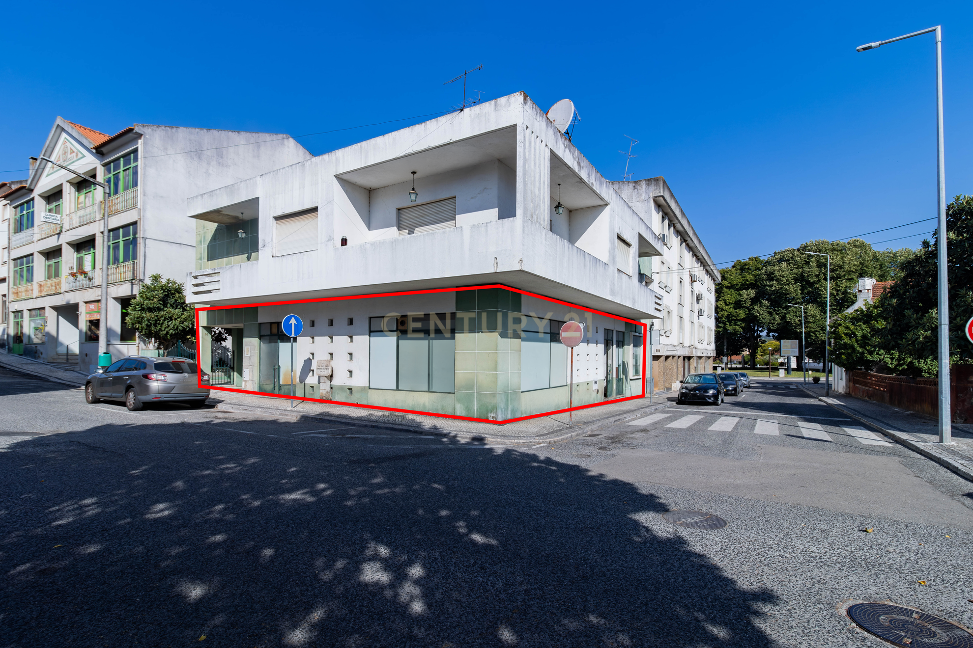 Espaço Comercial 182 m² em Alcanena | Investimento