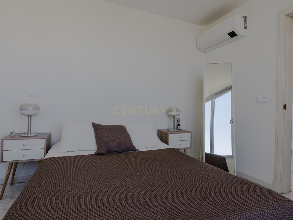 Penthouse com Vista Panorâmica sobre Lisboa e Monsanto | Campolide - Image 14