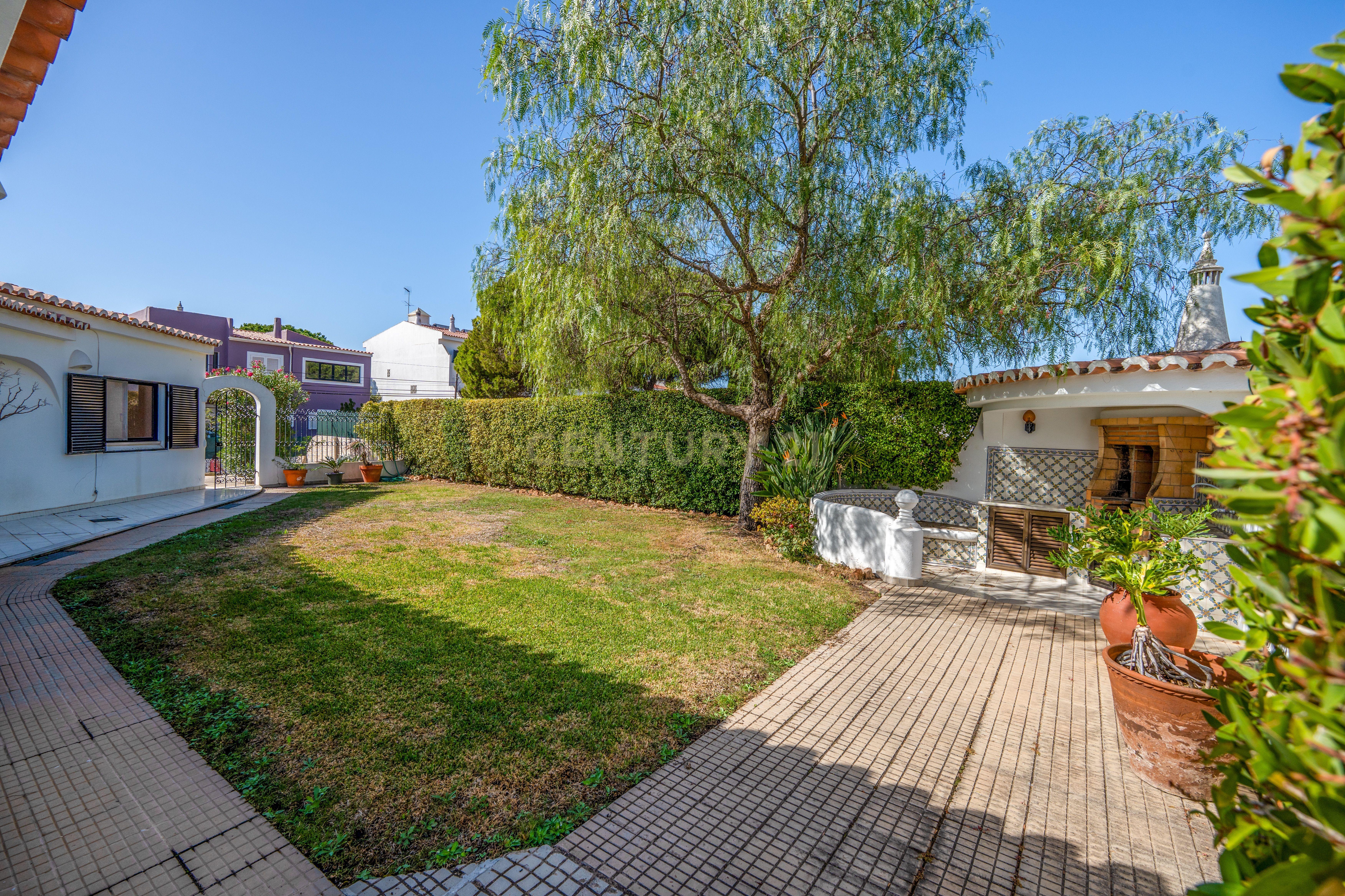 Fotografia 9 de Moradia T3+1 Faro | Jardim | Garagem | Vista Mar
