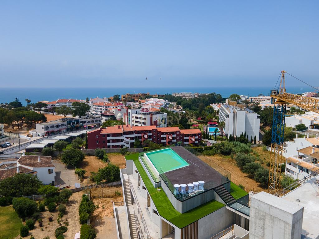 Apartamentos de Prestígio no Centro de Albufeira no Único Condomínio Novo com Vista Mar a Poucos Passos da Praia - Image 33