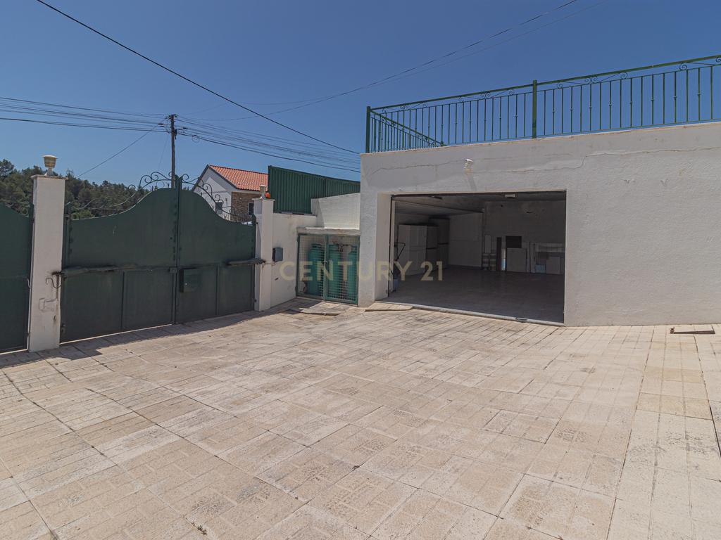 Moradia T4 em Vila Nova - Bucelas - Image 60