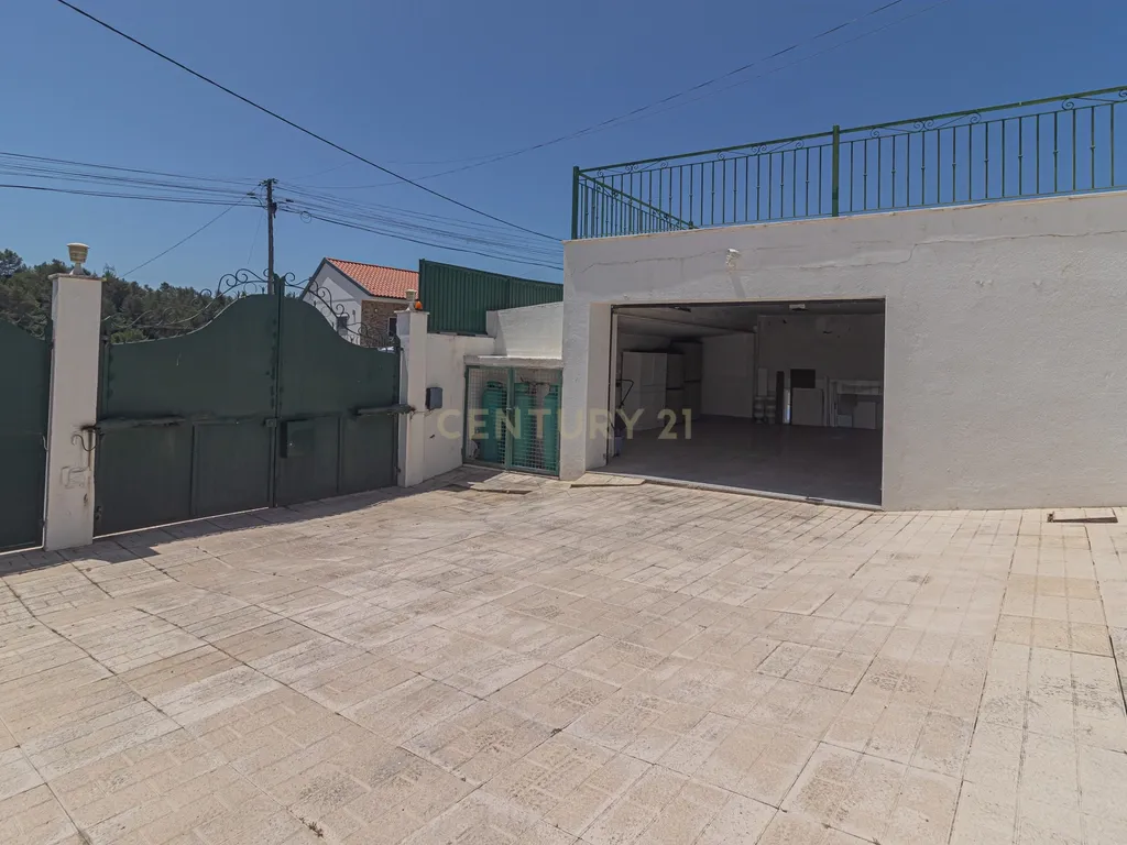 Moradia T4 em Vila Nova - Bucelas - Image 60