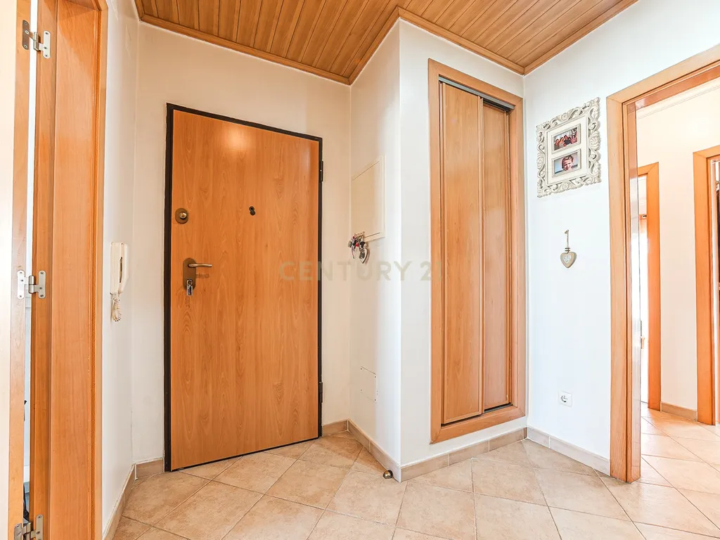 T2 Pinhal General - Quinta do Conde - Image 7