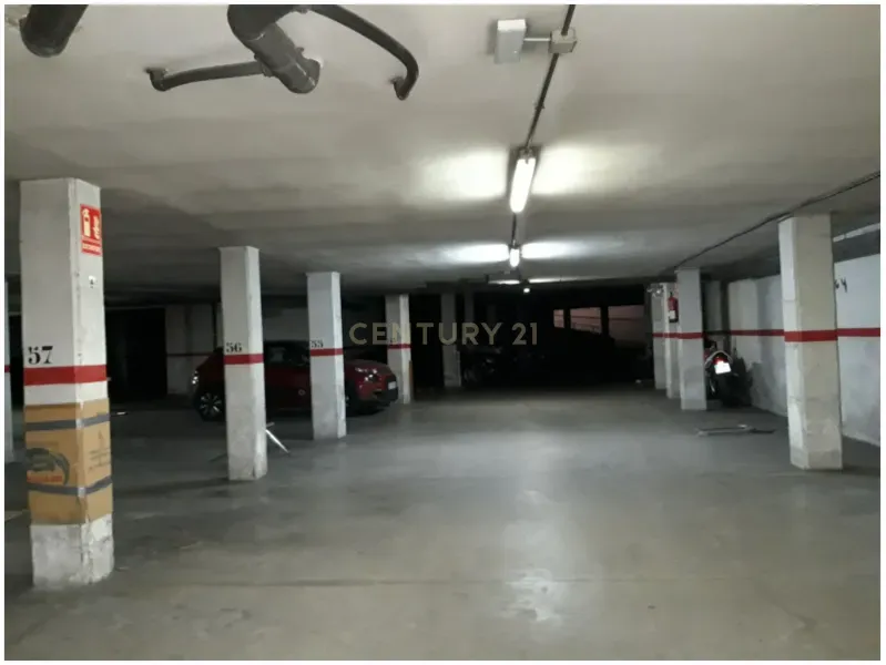 Garagem - Image 1