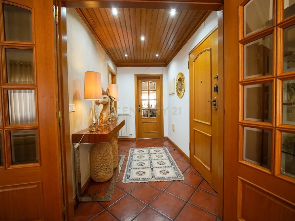 APARTAMENTO T3 | 127M² | ESTACIONAMENTO | TOMAR - Image 7