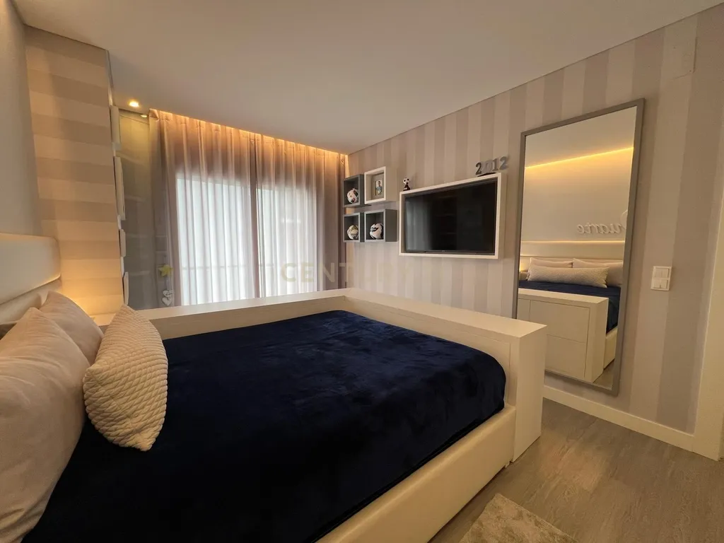 Apartamento Exclusivo T4+1 na prestigiada Quinta da Oliveira - Caldas da Rainha - Image 35