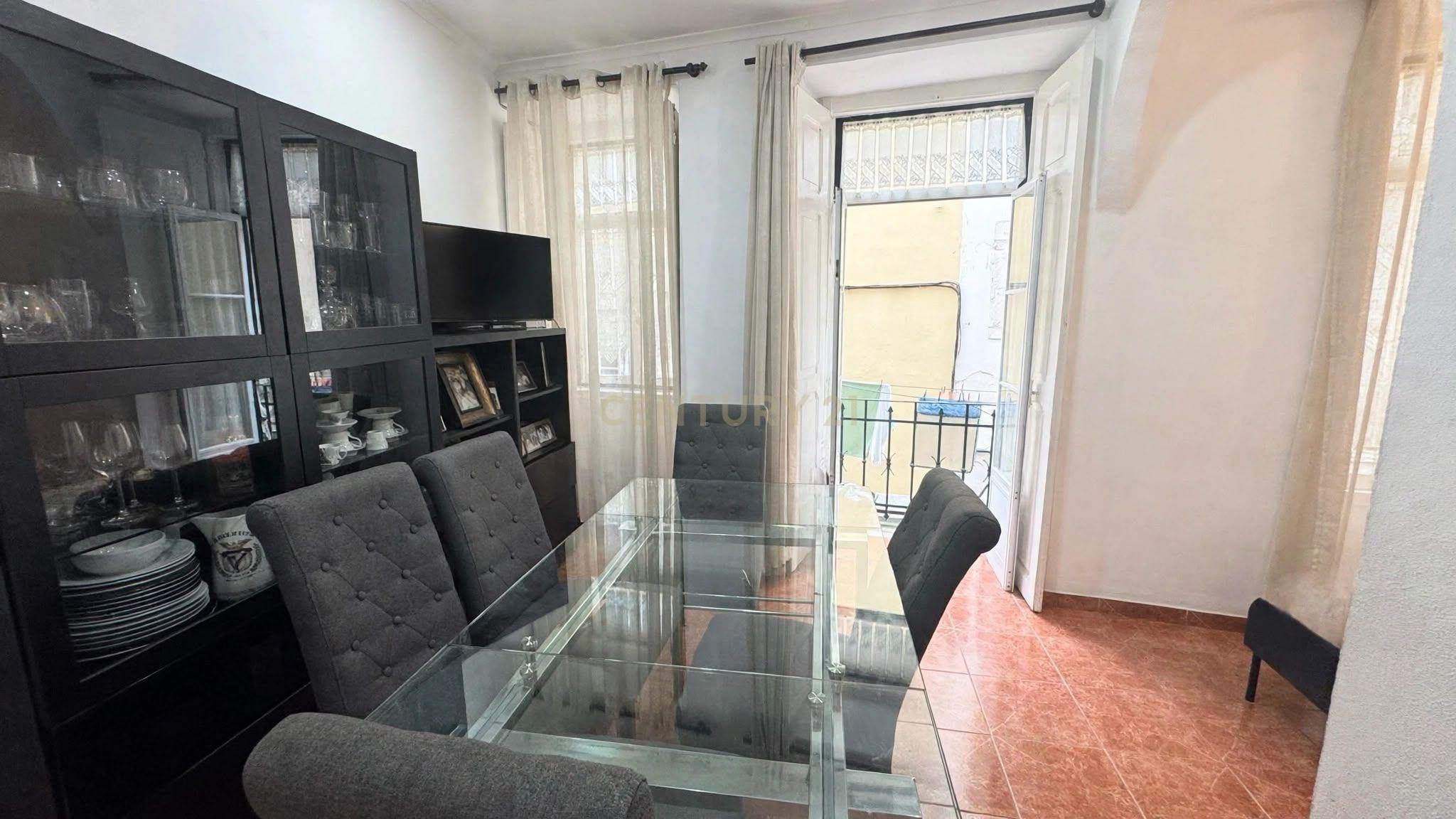 Apartamento T2 à venda em Santa Maria Maior, Lisboa — foto 2