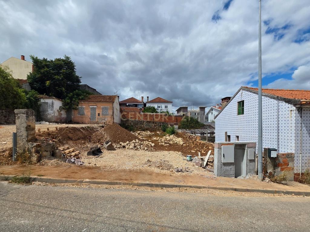 T1 NOVO | ESSÊNCIA | SANTA CLARA, COIMBRA - Image 11