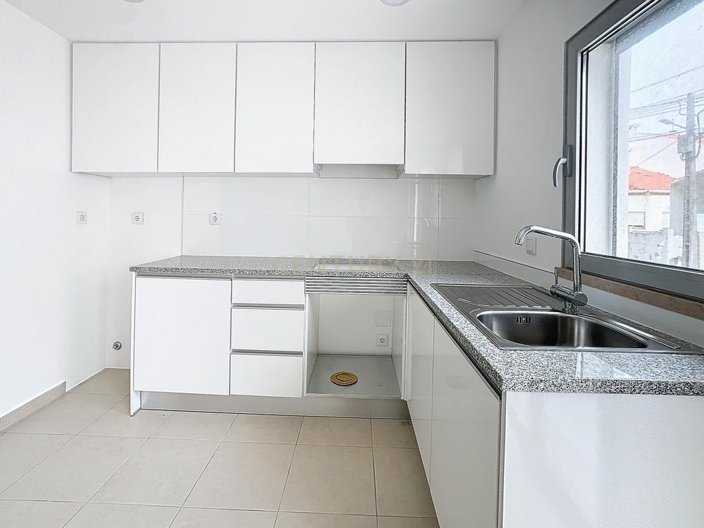 Novo Apartamento Duplex em Nazaré: A Sua Próxima Casa - Image 7