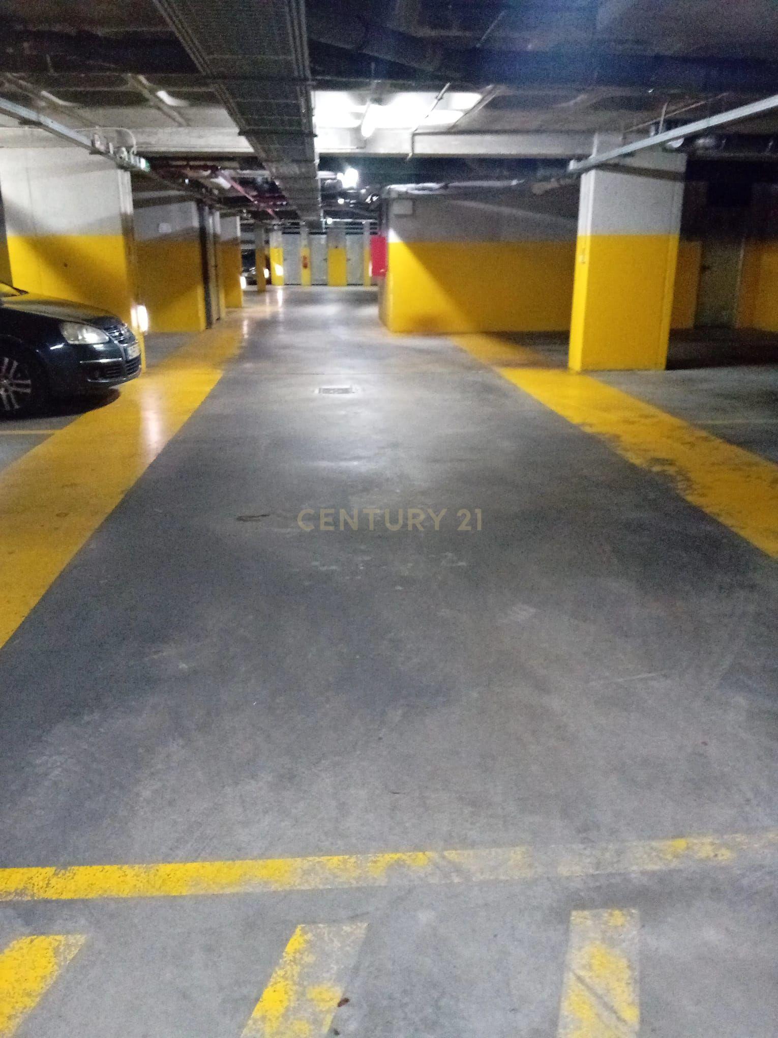 T1+1 mobilado e equipado no edifício Portas da Avenida, Porto - Image 15