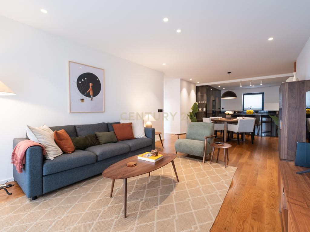 Apartamento T2 Funchal - Escolha certa entre viver ou investir! - Image 9