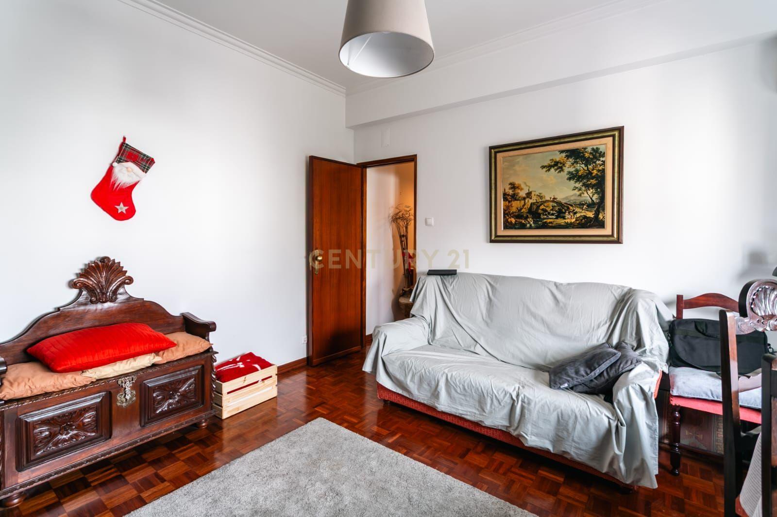 Fotografia 7 de Apartamento T1 Renovado na Reboleira