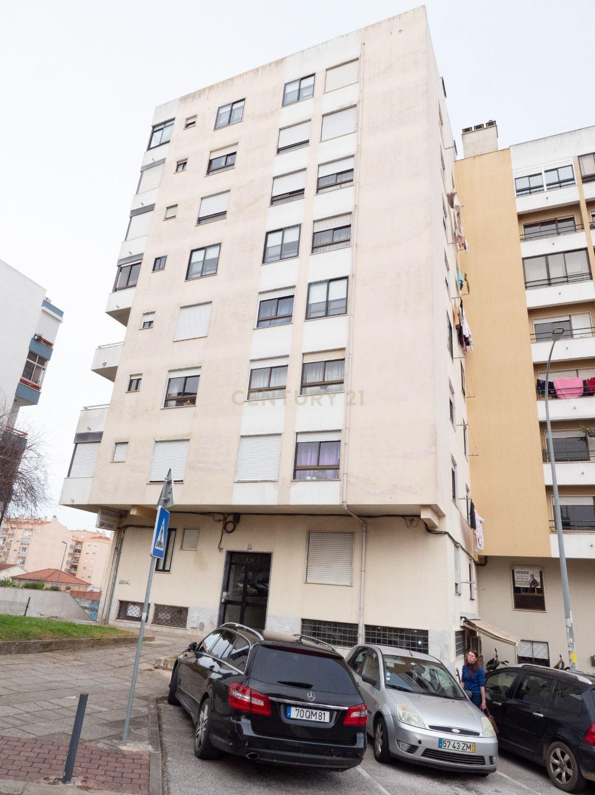 Venda de Apartamento T1 - Cacém - Image 11