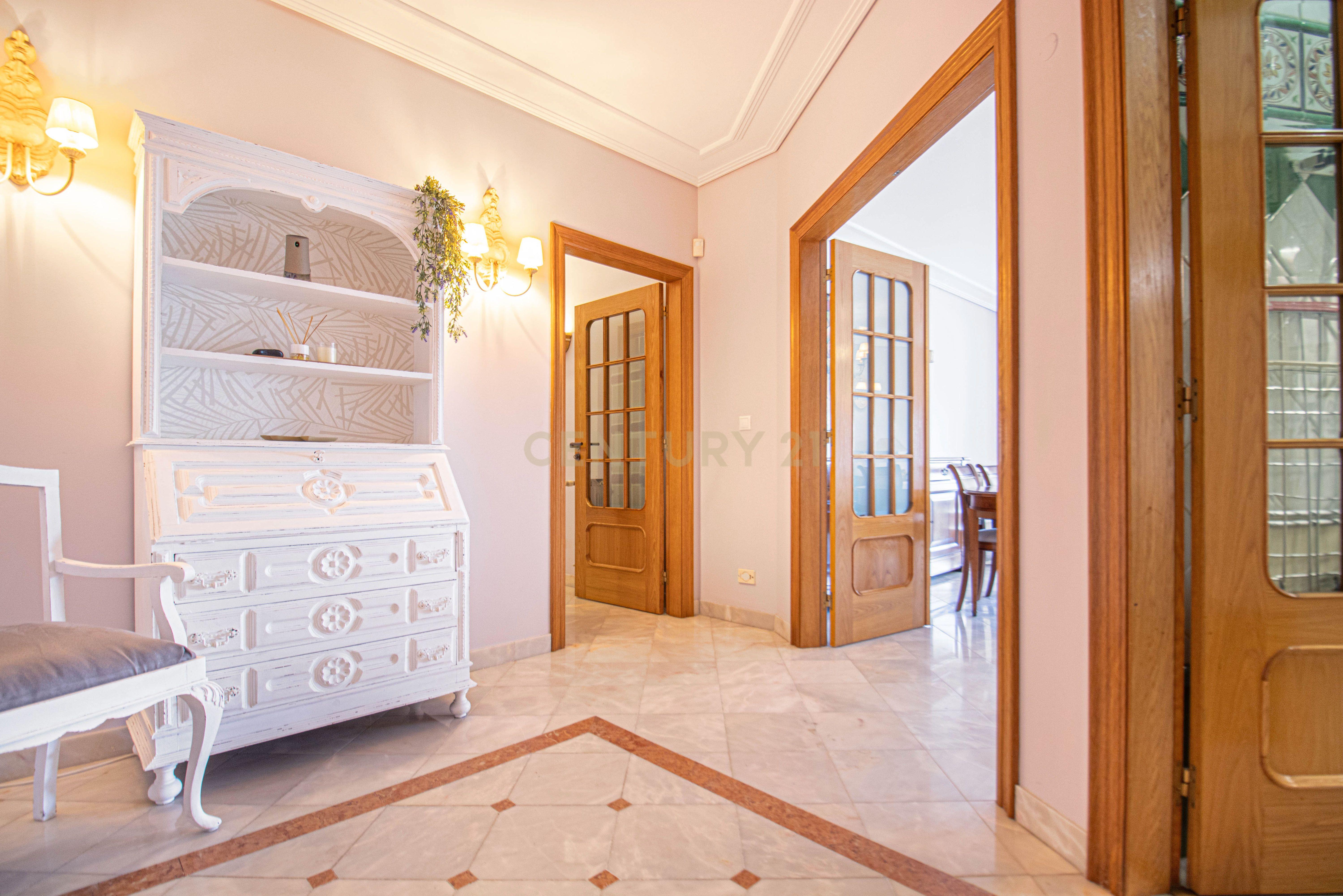 Apartamento T4 no Real Forte c/ 2 Box - Image 12