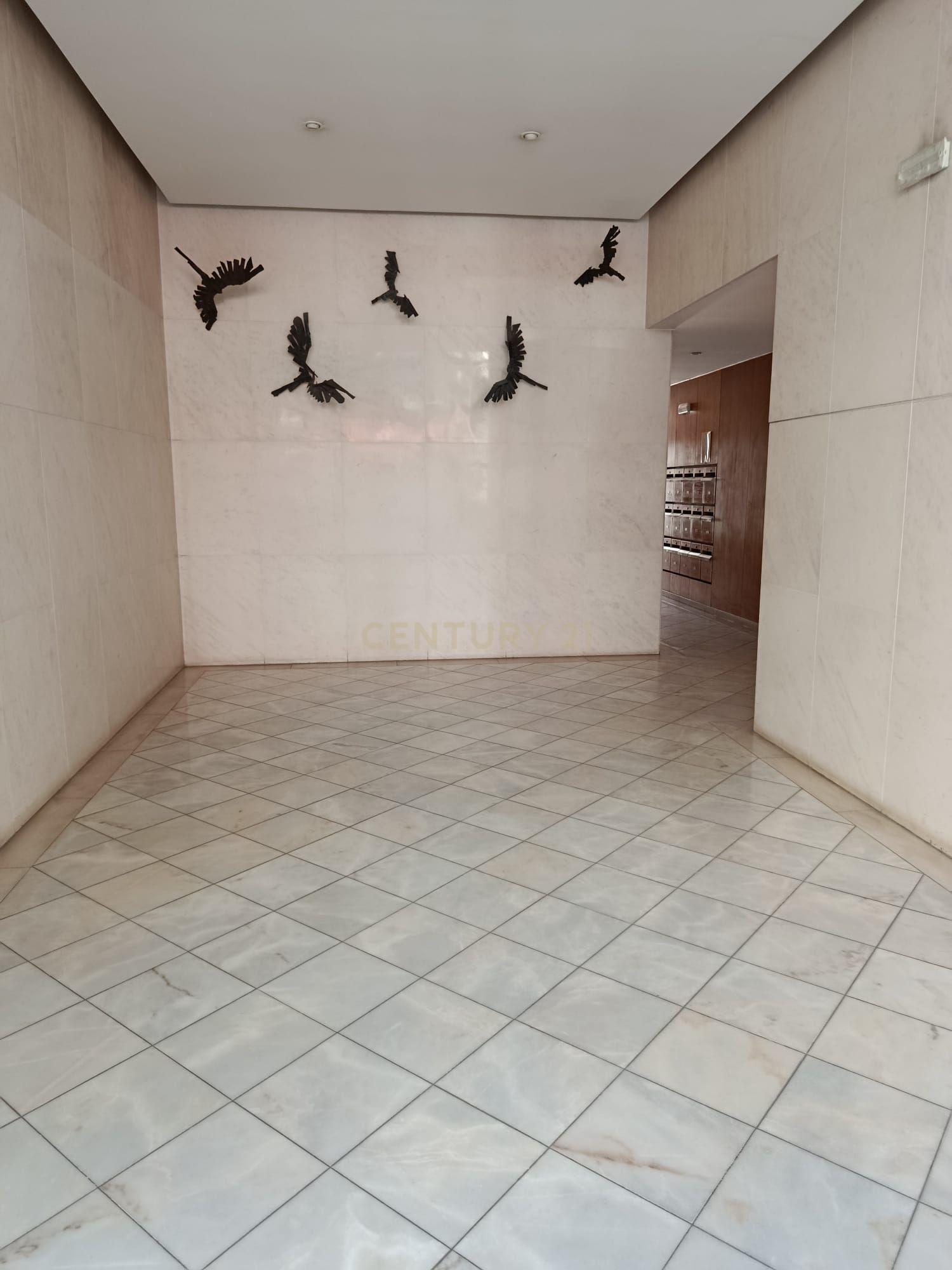 Fotografia 3 de Apartamento com duas suites; estacionamento e arrecadação nas Avenidas Novas