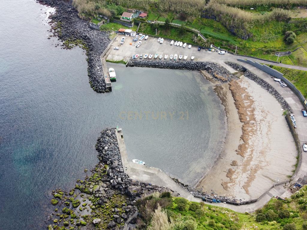 Moradia  na primeira linha do mar em Ribeira Grande - Image 60